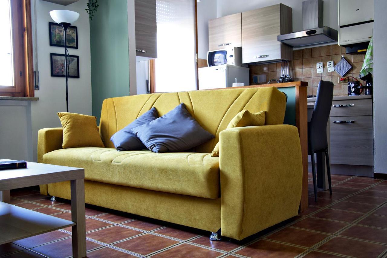 Casa Zoe Apartment Free Parking,Self Check In & Free Wi Fi Parma Exterior foto